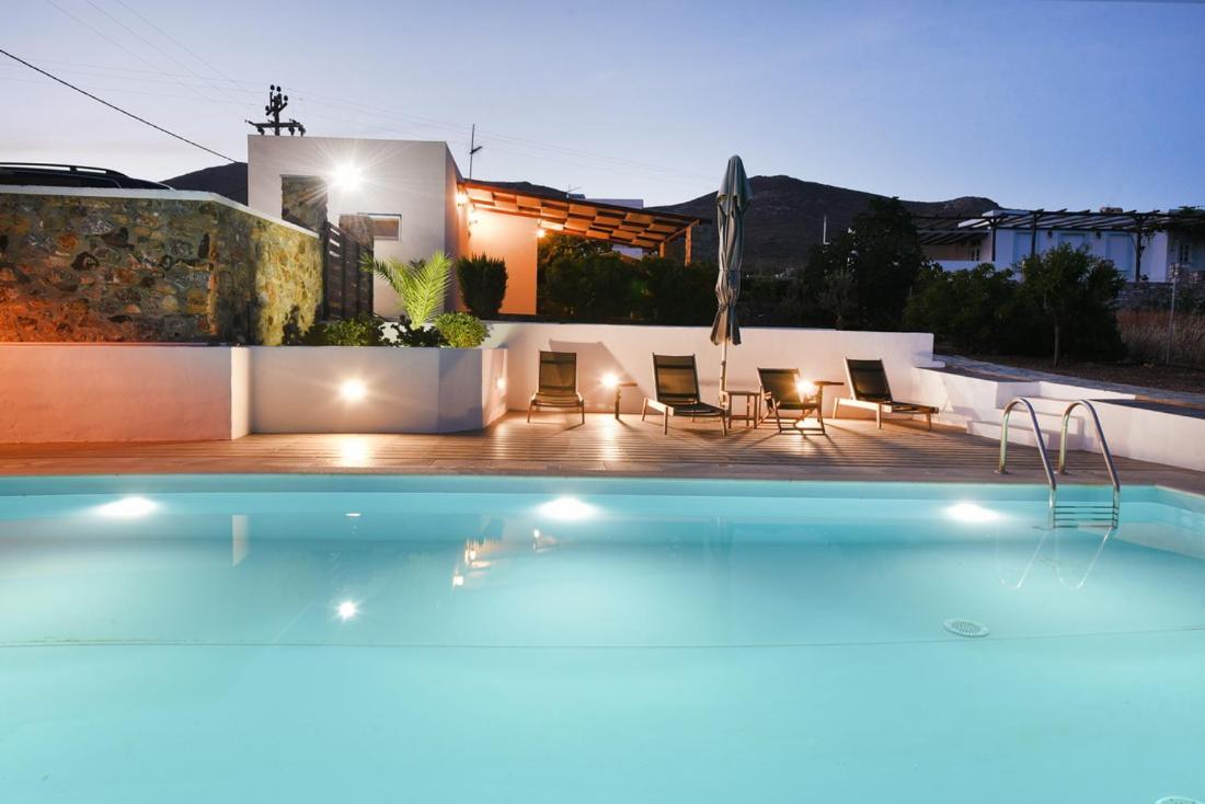 Flora'S Beach And Pool Villa In Syros Liaropá Esterno foto