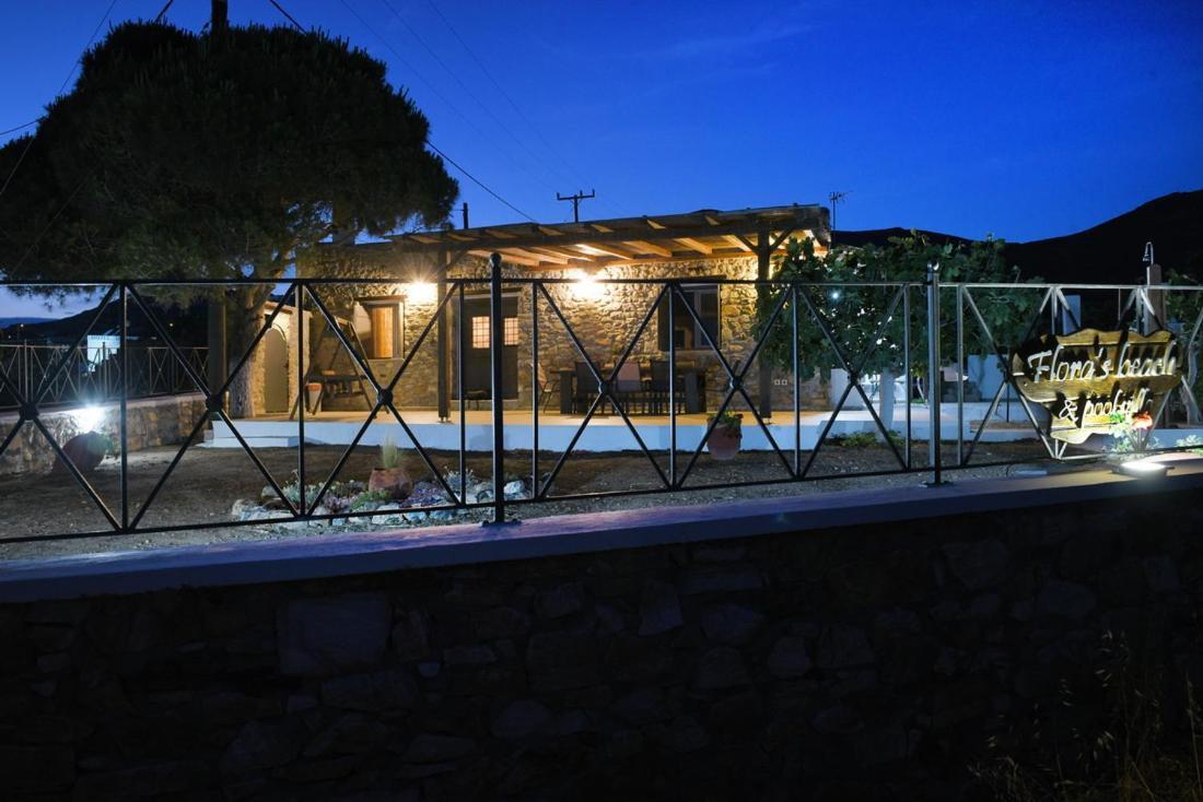 Flora'S Beach And Pool Villa In Syros Liaropá Esterno foto